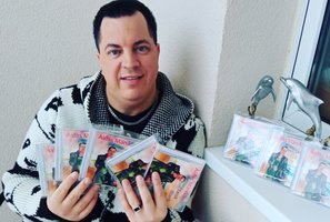 Aidas Manikas pristato dainą roko stiliumi