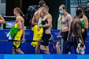 Lietuvos plaukikų estafetė pateko į dar vieną finalą – vėl aštuntuoju rezultatu