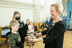 Soroptimisčių klubas dovanojo „Vilties angelo“ vaikams nepamirštamą muzikos šventę