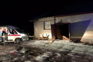 Per gaisrą Ukmergės r. žuvo trys žmonės, dar du medikų rankose