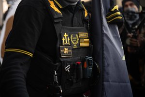 Pentagonas: 100 JAV karių dalyvavo „draudžiamoje ekstremistinėje veikloje“