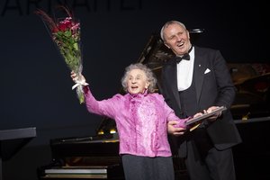 Nacionaliniame Kauno dramos teatre – dviguba šventė: gimtadienis ir mecenatų premijos kūrėjams