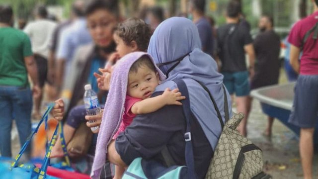 Malaizijoje potvyniai pareikalavo 14 gyvybių, per 70 tūkst. žmonių teko palikti namus