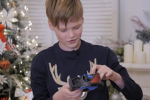 Žinomos moters sūnus seka mamos pėdomis