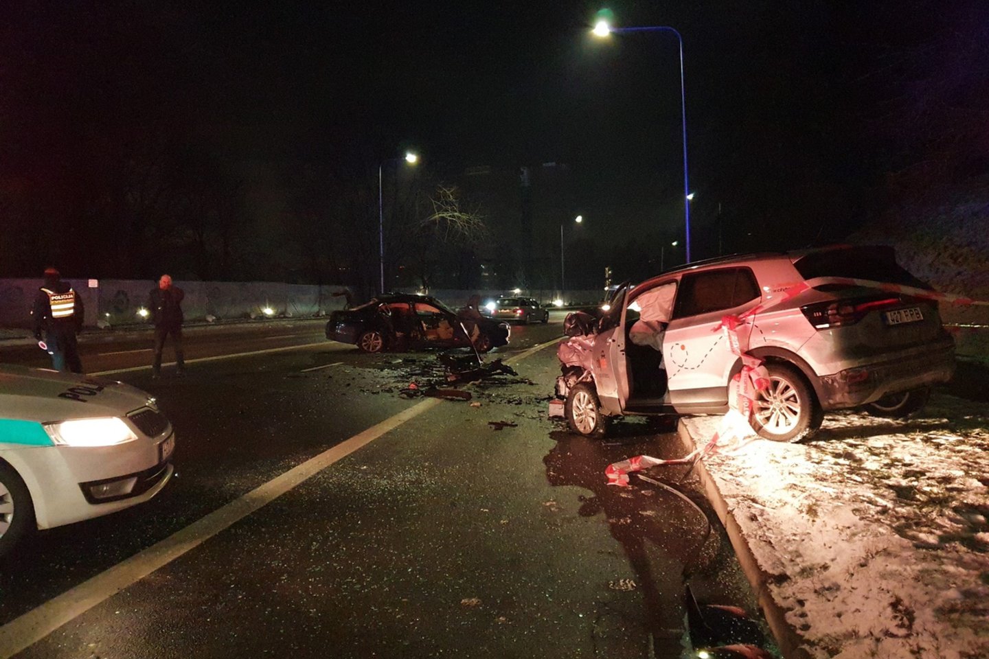  Didelė avarija Vilniuje: susidūrė BMW ir „City Bee“, yra sužeistų.<br> Lrytas.lt nuotr.