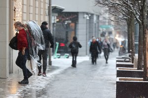 Gripas jau siaučia: susirgimų daugėja kasdien – kviečia apsisaugoti