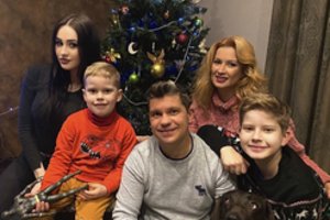 Atlikėjo Deivio žmona Renata Norvilė prakalbo apie švenčių planus ir tradicijas