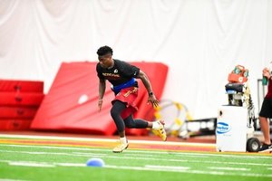 Sporto žvaigždės sukeltos avarijos metu žuvo mergina