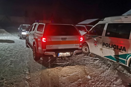 Nekasdienė operacija: brakonieriaujantys sučiupti medžiotojų būrelio nariai
