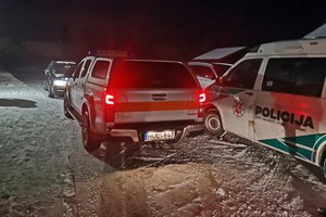 Nekasdienė operacija: brakonieriaujantys sučiupti medžiotojų būrelio nariai