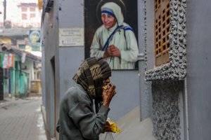 Indija apribojo užsienio finansavimą Motinos Teresės įkurtai labdaros organizacijai