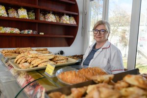 Ant daugelio lietuvių stalų nugulančių saldumynų gamintoja pripažįsta: krizės jai išeina į naudą