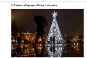 Vilnius skamba užsienio žiniasklaidoje: Kalėdų eglę lygina su garsiausiomis ir įspūdingiausiomis pasaulio žaliaskarėmis