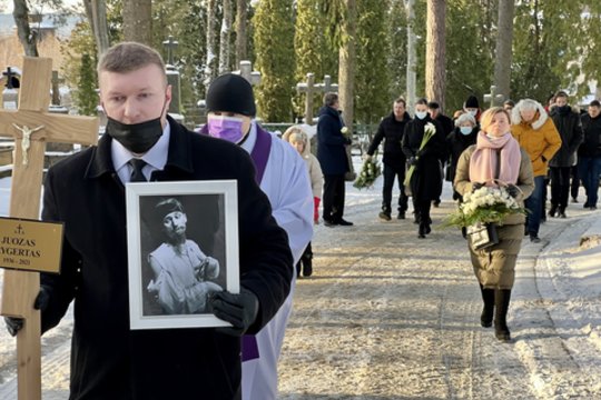 Aktorių Juozą Rygertą kolegos ir gerbėjai išlydėjo į paskutinę kelionę