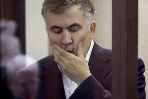 M. Saakašvilis iš kariškių ligoninės pervežtas į Rustavio kalėjimą