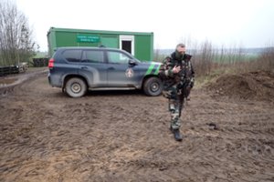 Pasienyje su Baltarusija per parą apgręžta 18 migrantų