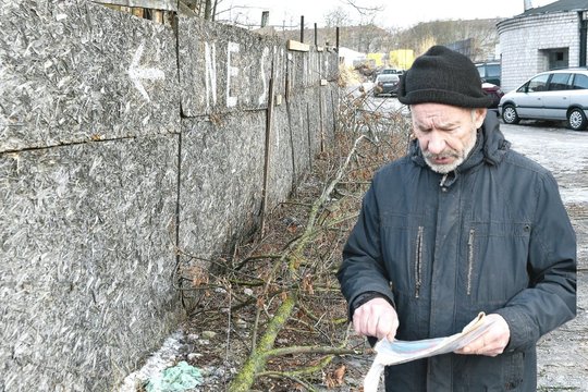 Vargas prieš Naujuosius: savo žemės sklypą ginantis vilnietis buvo parverstas ant žemės 