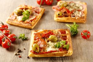 Naujametinis stalas: vieno kąsnio sumuštiniai ir gurmanams, ir vaikams