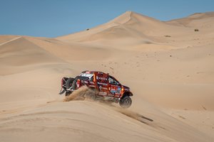 Dakaras 2022: A. Juknevičius finišą pasiekė prieš vidurnaktį, L. Kancius keturračių įskaitoje – pirmas