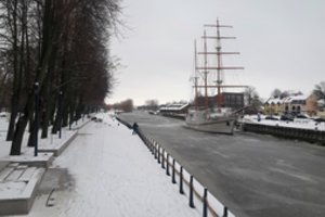 Ugniagesiai surinko užterštus ledus Danėje, ekstremali situacija lieka galioti