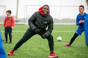 Futbolo treneriu Vilniuje dirbantis kamerūnietis S. Tatiefang: „Akivaizdu, kad reikia gerinti sporto infrastruktūrą“