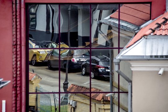 Paskutinis 2021 metų mėnuo NT rinkoje: ryškėja dvi tendencijos 