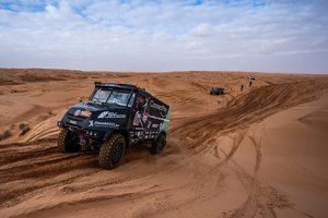 Įsibėgėjusią „ConnectPay Racing“ trijulę pristabdė jų „Mambos“ kaprizai