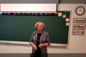 Hibridinėje klasėje dirbanti mokytoja rastų, kaip technologijas panaudoti ir po pandemijos