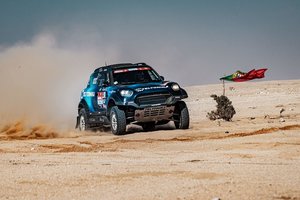 Dakaras 2022: įspūdingai skriejęs V. Žala bendroje įskaitoje kyla į 10-uką, R. Baciuška – tarp lyderių