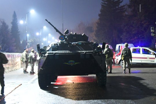 Ekspertas apie įvykius Kazachstane: „Netikiu, kad režimas yra pajudinamas“