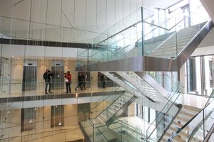 Ekspertai: biurų rinka taip nekaista, tačiau pamažu atsigauna