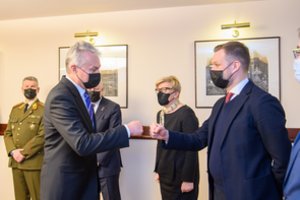 Dėl Rusijos veiksmų – Lietuvos viršūnių susitikimas: sutarė dėl naujos ginkluotės, šauktinių skaičiaus didinimo