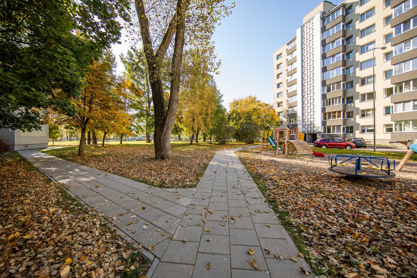 Renovacijos tempai sostinėje įgavo rekordinį pagreitį: per 2021 m. Vilniaus mieste paraiškas dėl renovacijos pateikė 139 daugiabučiai.<br>A.Žiūros nuotr.