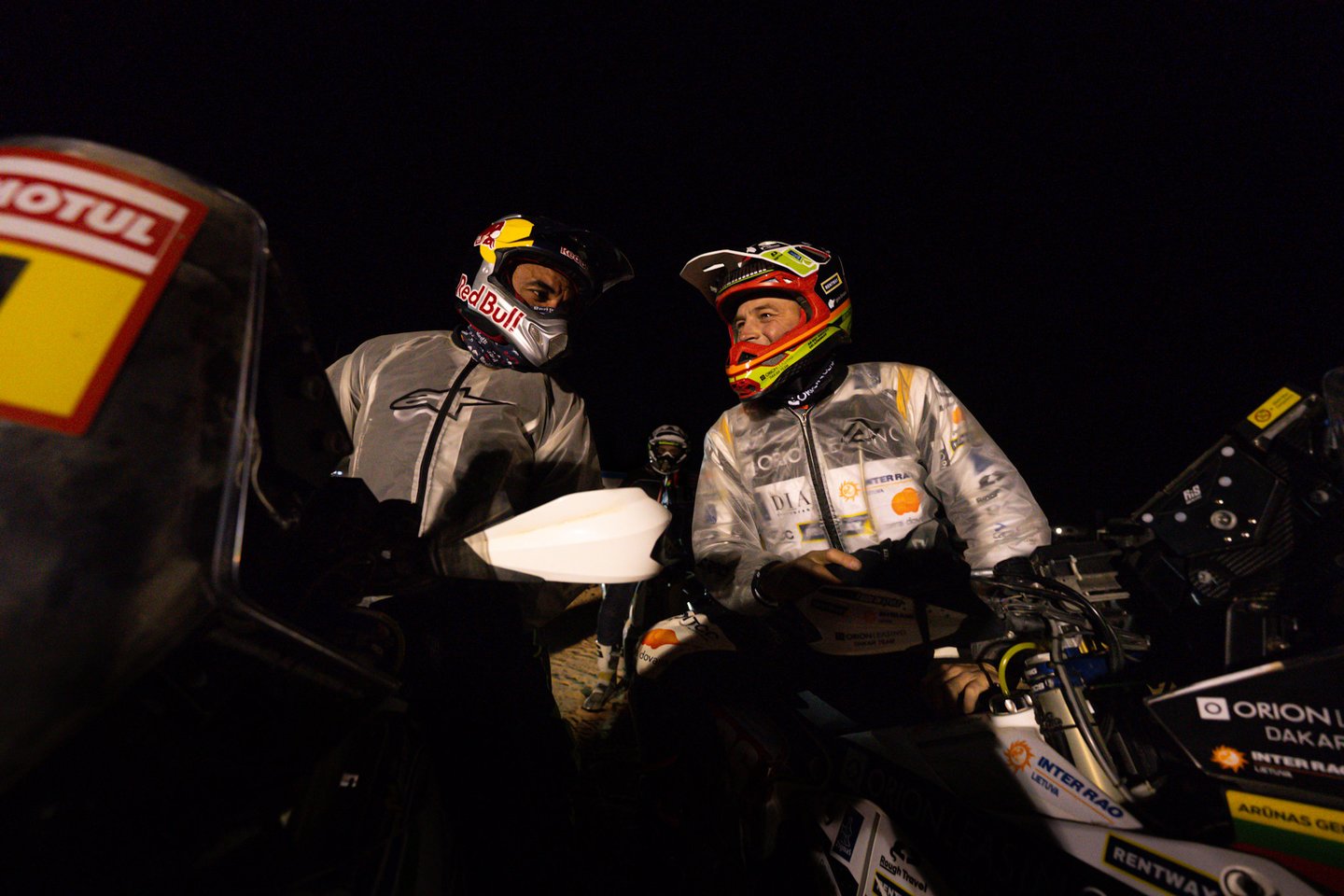 Dakaro lenktynės Arūnui Gelažninkui atsikvėpti neduoda – trasos vis sudėtingesnės ir sportininkų kaskart laukia nauji iššūkiai.<br>„OrionDakarteam“ nuotr.