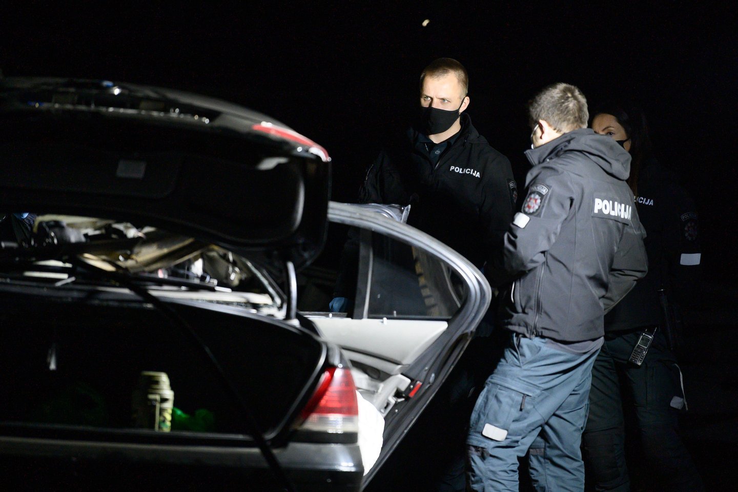  Automobilį BMW sprogdinęs vyriškis 8 metams siunčiams į kalėjimą.<br> V.Skaraičio nuotr.