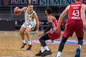 Skausmingas sugrįžimas į Eurolygą: tris mačus atidėjęs „Žalgiris“ krito Miunchene po „Bayern“ tritaškių