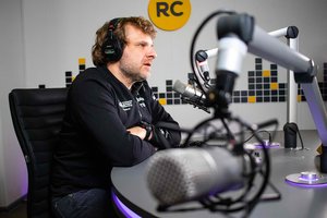 B. Vanagas davė patarimą: verčiantis automobiliui, rankas laikykite prie savęs