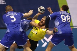 Laisvės gynėjų dieną Lietuvos rankininkai vos nepadovanojo pergalės šaliai – blogai pradėję mačą jie Europos čempionato starte nusileido Rusijai