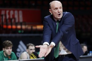 „Žalgirio“ treneris J. Zdovcas ir toliau nepatenkintas žaidėjais: neįtiko ir 23 taškus pelnęs M. Blaževičius