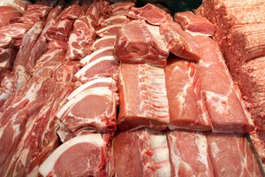 Mėsos prekybininkai vėl nusikalto: 5 asmenys keliaus į teismą už nesumokėtus mokesčius