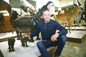 Zoologijos sode gyvenusių hipopotamų istorijos nemiršta: įspūdingi gyvūnai atgimsta iškamšų kūrėjų darbuose