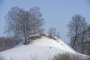 Kviečia aplankyti atnaujintus piliakalnius: aktyviausiems lankytojams žada ir dovanas