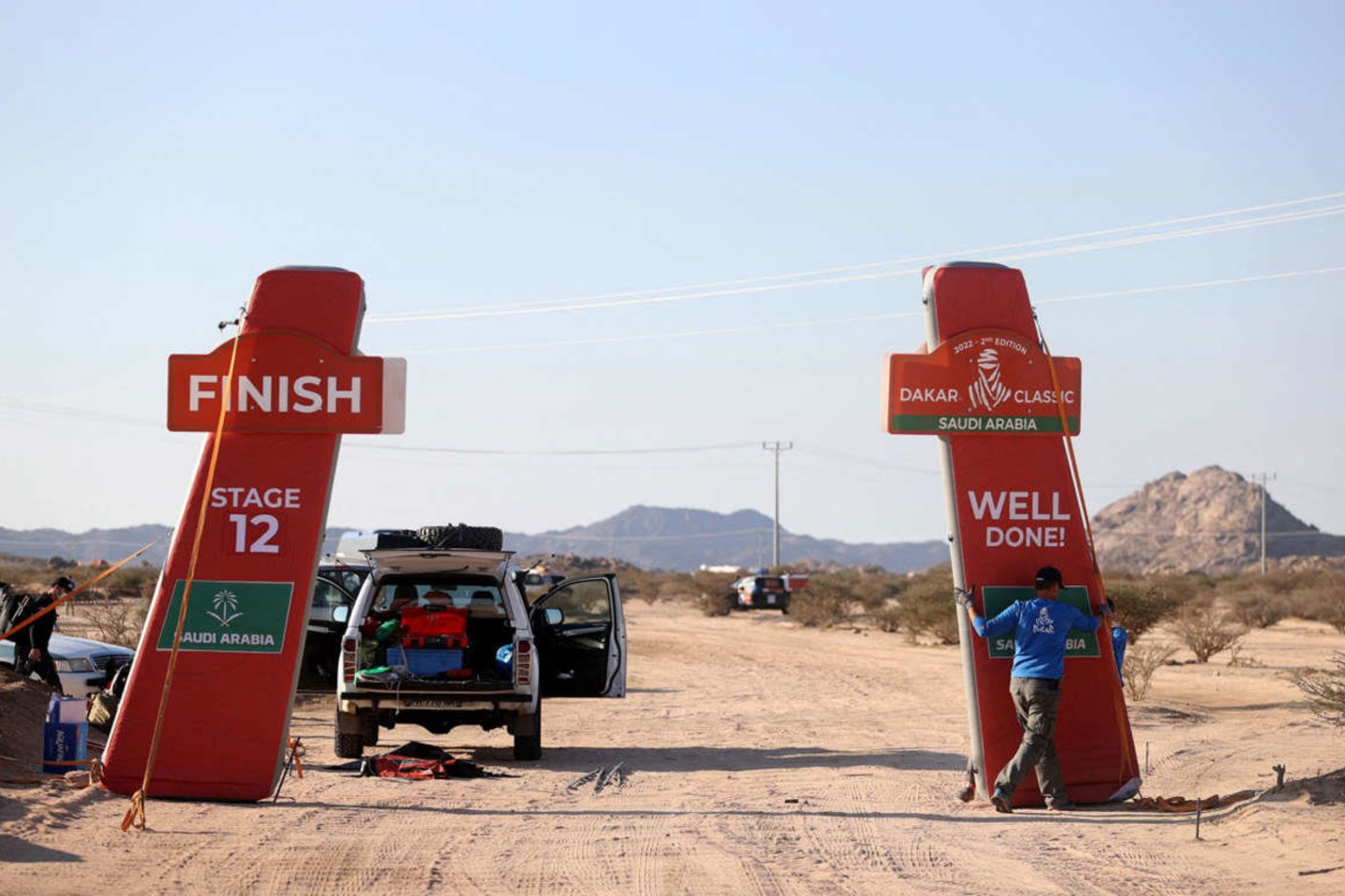 Per tragišką avariją žuvo Dakaro ralio mechanikas.<br>www.msn.com nuotr.