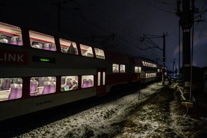 Kokio ilgio yra traukinio avarinio stabdymo kelias?