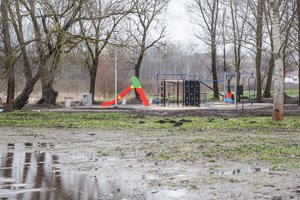 Poilsio parką įsteigė ant užnuodytos žemės: užterštą teritoriją tiesiog užpylė žemėmis