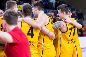 Utenos krepšininkai liko be KMT finalo ketverto – šiauliečiai laimėjo ir svečiuose