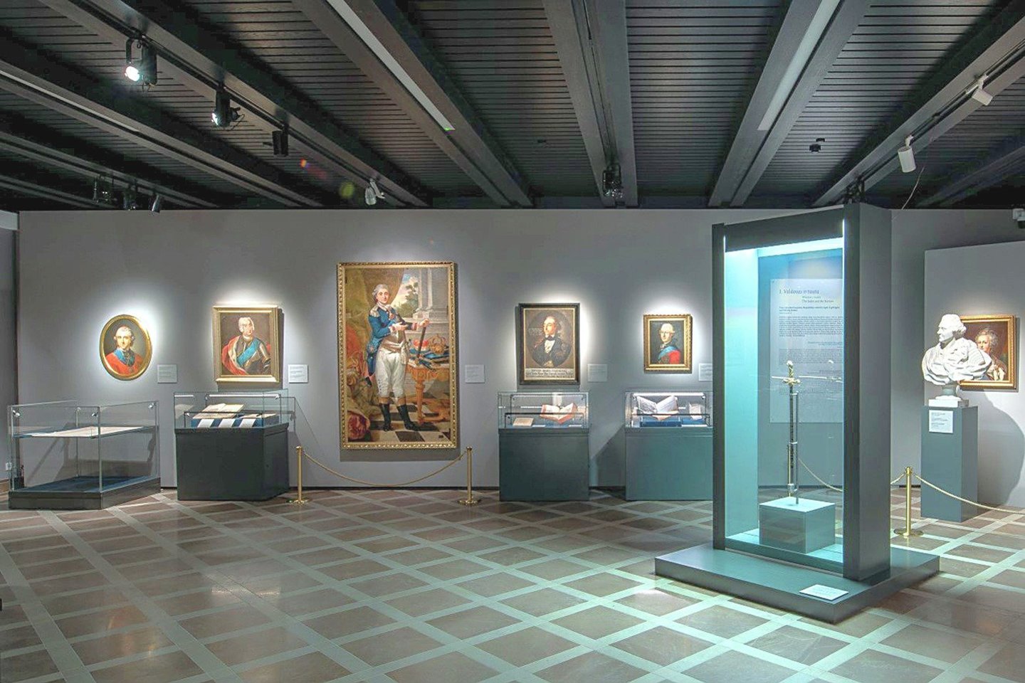 Valdovų rūmuose vykusios parodos „Kad Tėvynė gyvuotų. Lietuva ir Lenkija 1791 m. konstitucijos epochoje“ metu buvo surengta daug nemokamų paskaitų.<br>Valdovų rūmų muziejaus nuotr.