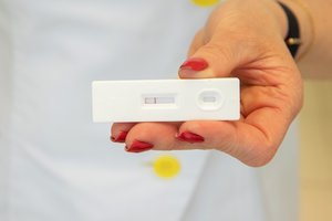 Prezidentūra ragina sukurti COVID-19 savityros sistemą su greitaisiais testais