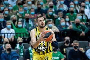 Prieš mūšį su „Žalgiriu“ – dar vienas smūgis Stambulo „Fenerbahce“ ekipai