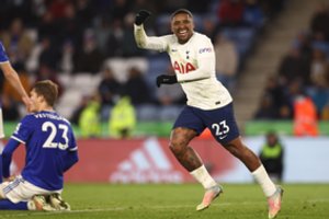 Stebuklas Anglijoje:  „Tottenham Hotspur“ išplėšė pergalę įmušdama du įvarčius per pridėtą laiką